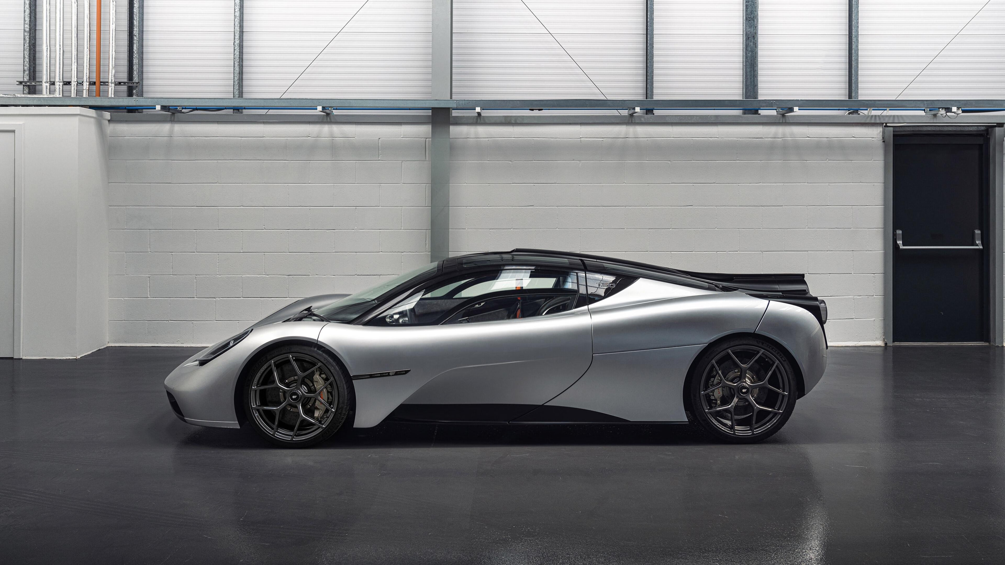 _高原特训赛：在稀薄空气中锻炼身体极限_，高原是空气稀薄还是氧气稀薄