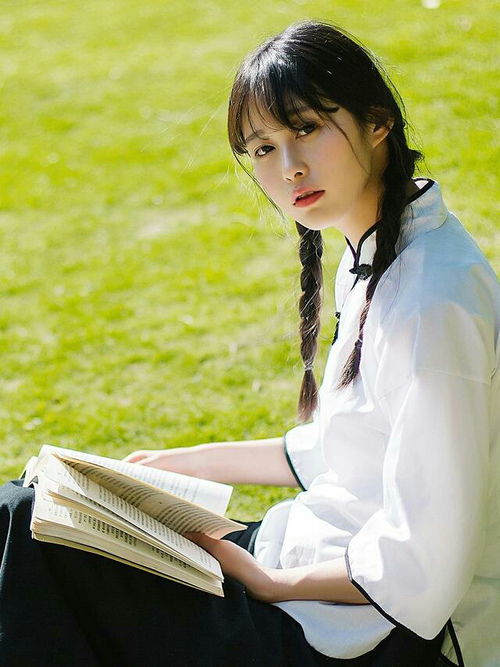 “天气变化：暴雨雪雹中的激烈战火”，暴雨冰雹天气危害